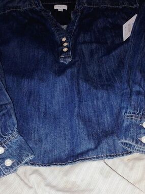Time and Tru Dark Blue Denim Button-Front Shirt